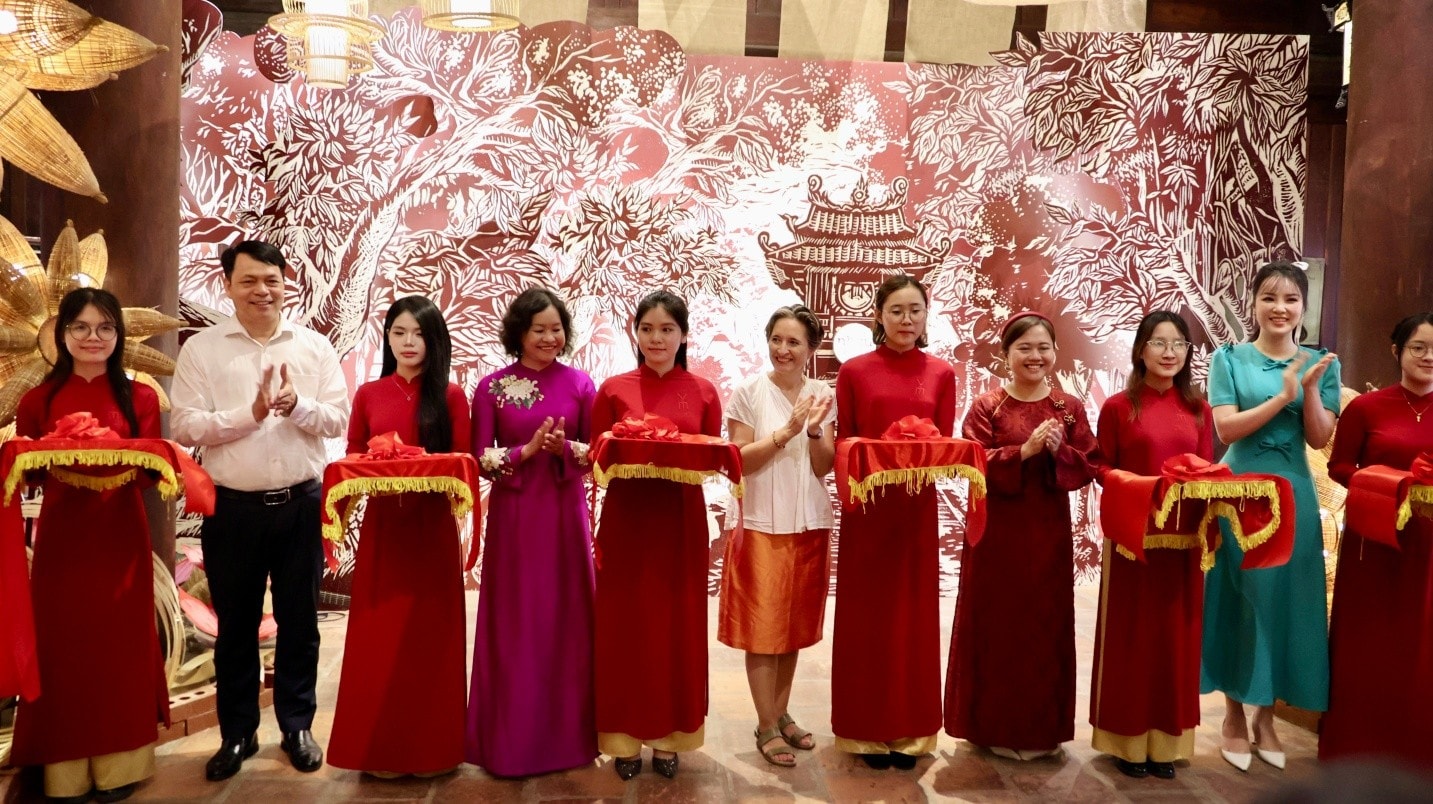 ảnh khai mạc (5)