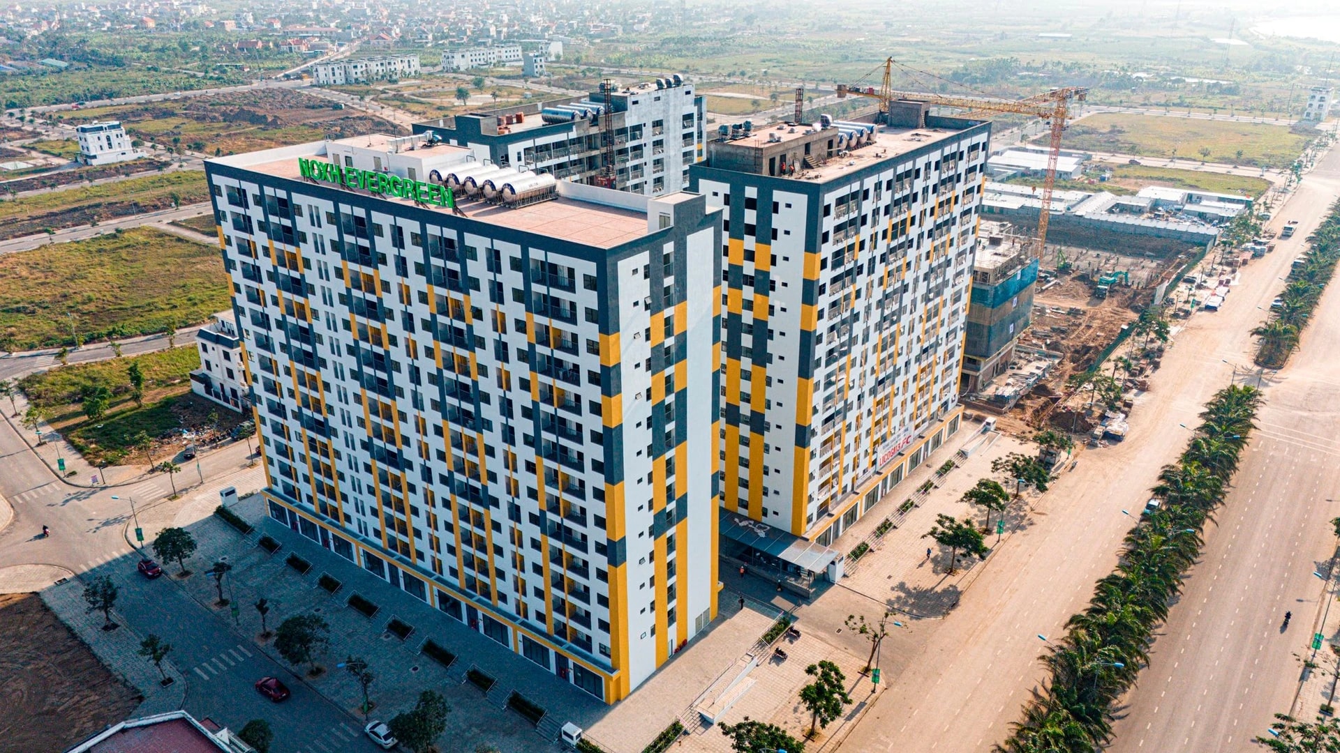 Các doanh nghiệp