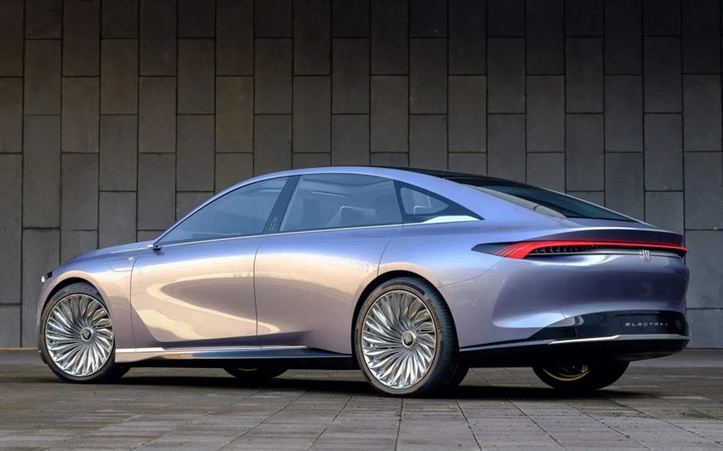 sedan.jpg