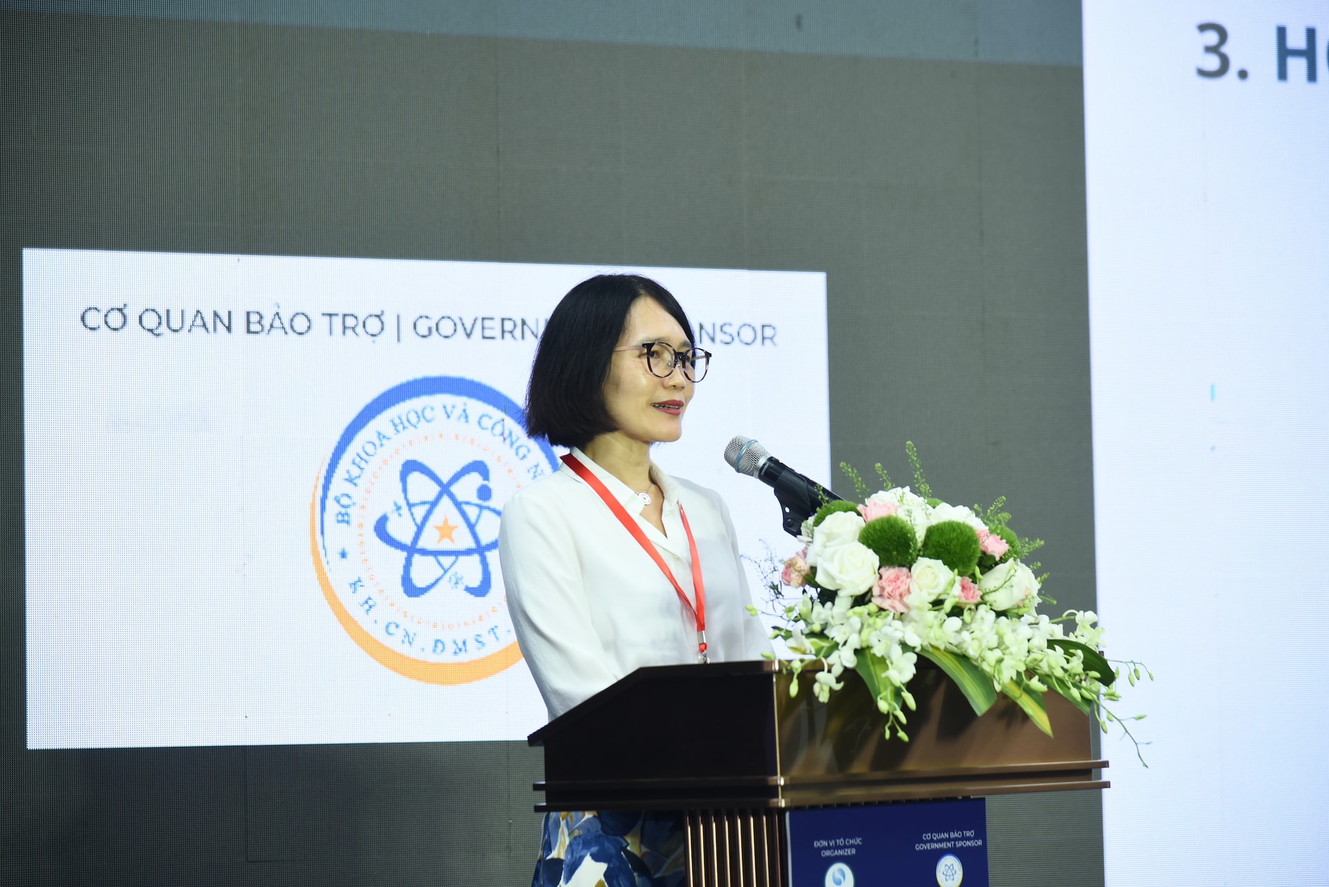 Ms Lan Huong