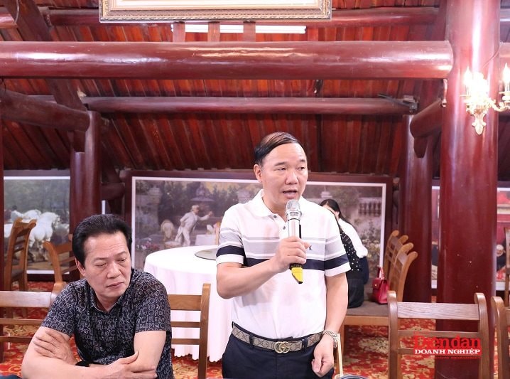 ong-huu-thap.jpg