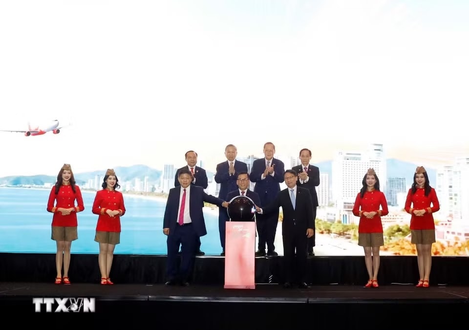 Tổng Bí thư, Chủ tịch nước Tô Lâm: Hợp tác công nghệ sẽ trở thành một trụ cột quan trọng trong quan hệ Việt Nam-Singapore- Ảnh 3.