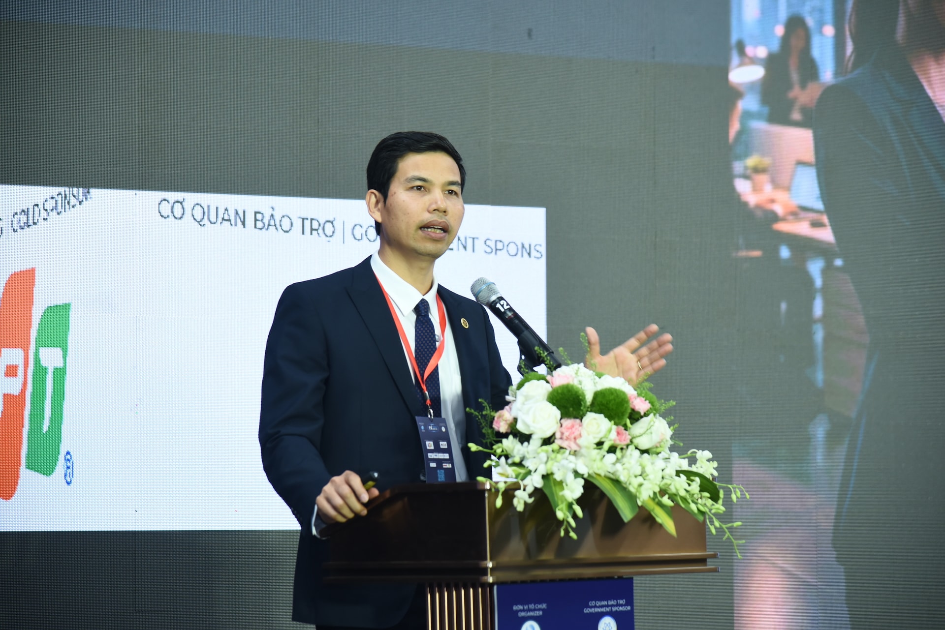 Mr Quang