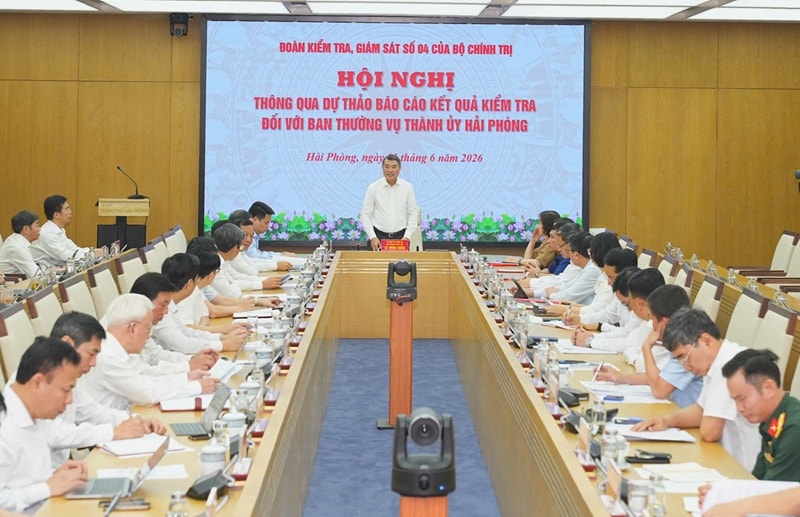 Hội nghị thông qua dự thảo Báo cáo kết quả kiểm tra, giám sát (đợt 2) của Bộ Chính trị, Ban Bí thư đối với Ban Thường vụ Thành ủy Hải Phòng (Ảnh: Cổng TTĐT TP Hải Phòng)