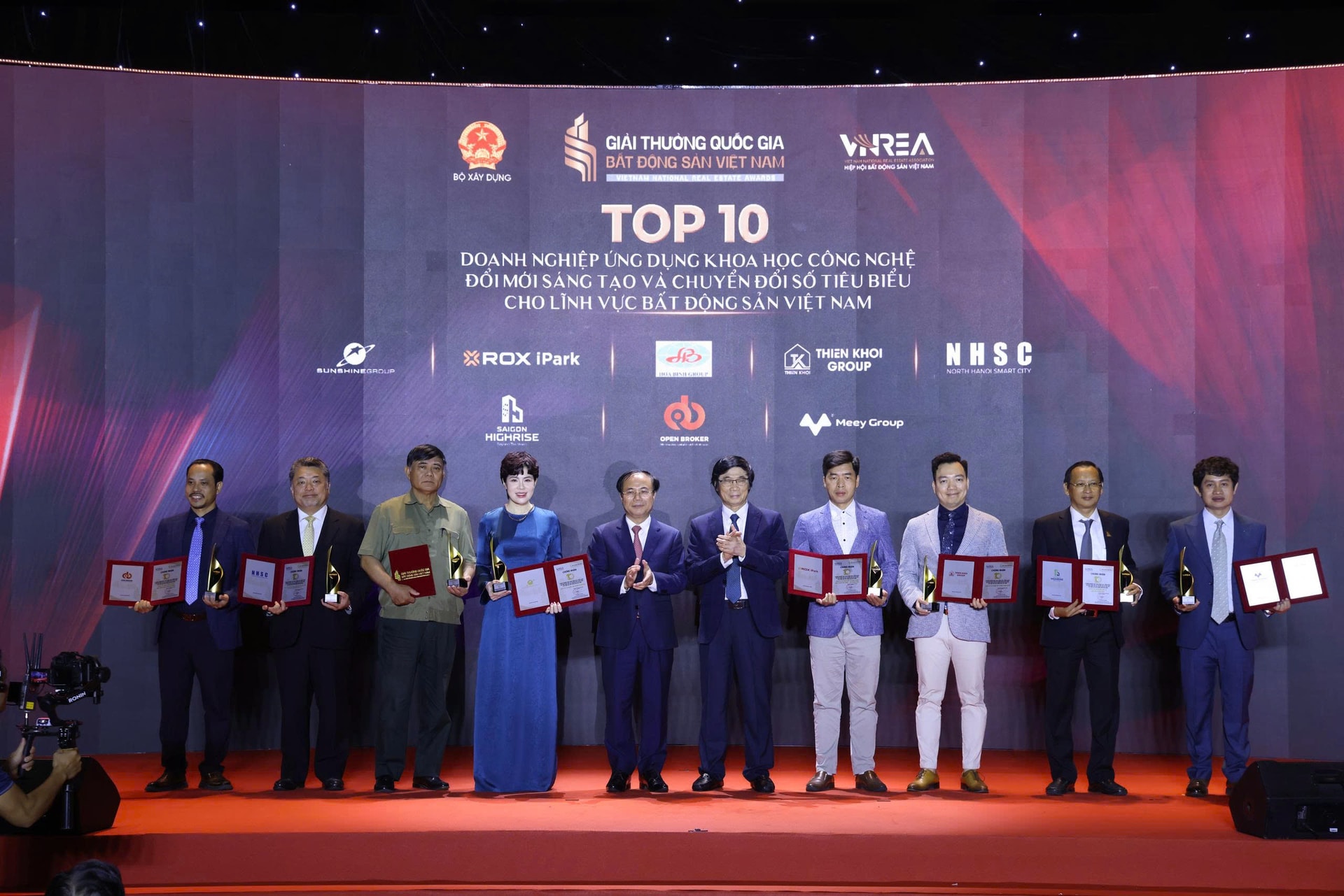 Top 10 doanh nghiệp ứng dụng khoa học công nghệ, đổi mới sáng tạo và chuyển đổi số tiêu biểu cho lĩnh vực bất động sản Việt Nam