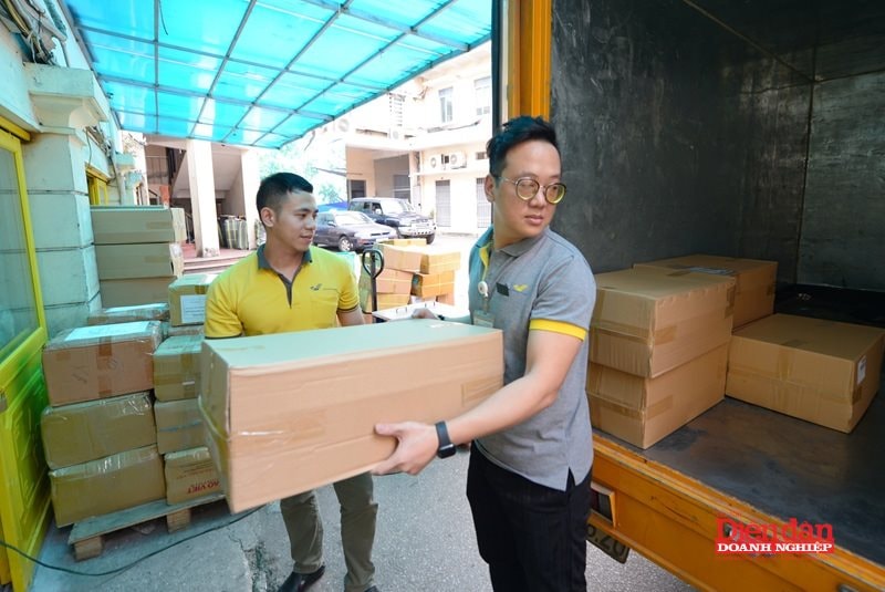 sua-luat-buu-chinh-5.6.1.jpg