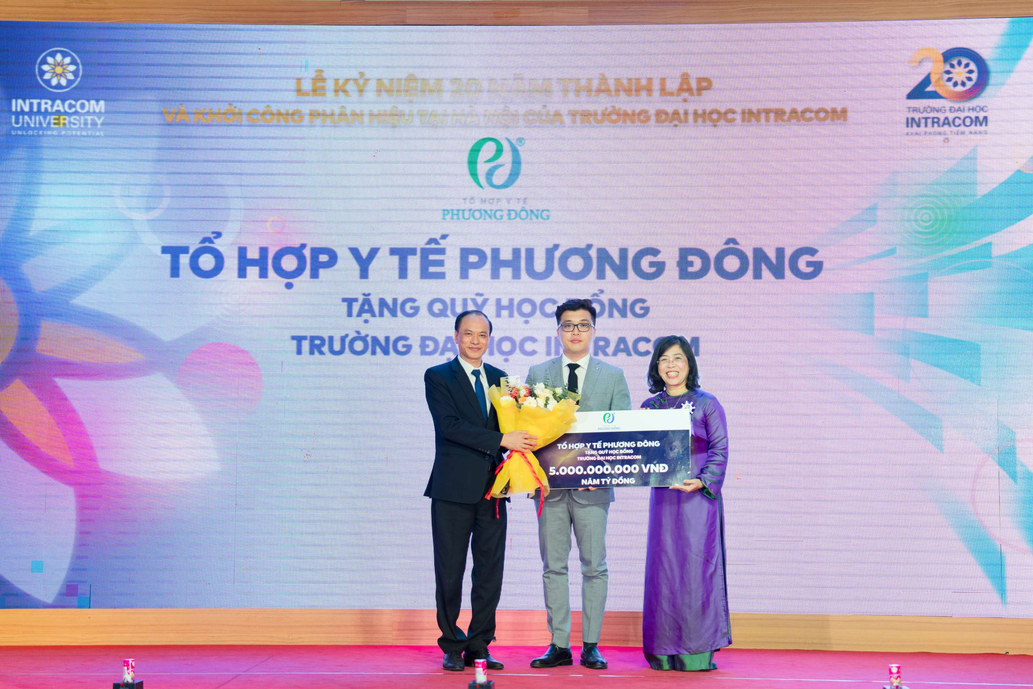 BV Phương đông trao tặng quỹ học bổng