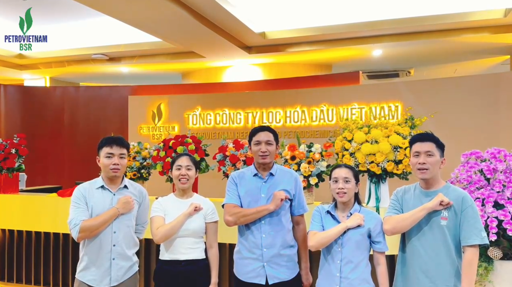 Đội Lọc hóa dầu VN mang den cuoc thi nhưng thông điệp về xăng E10