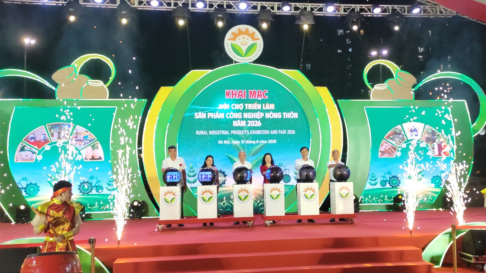 ảnh khai mạc (2)