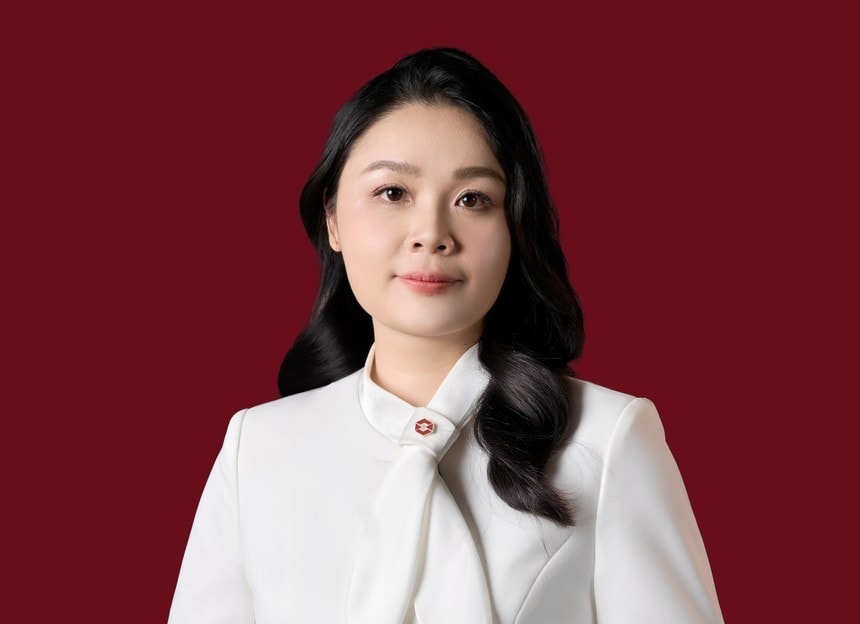 BÀ Linh
