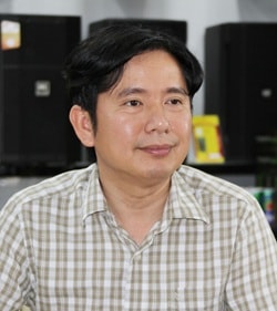 Cty Chuyên Quyên