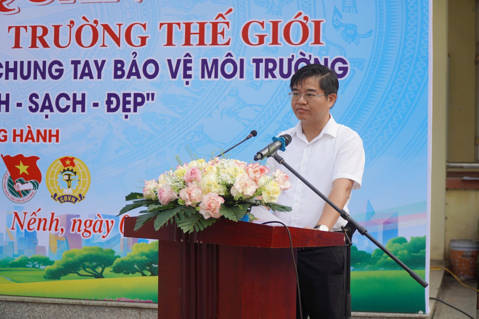 Đồng chí Lê Hoàng Bách