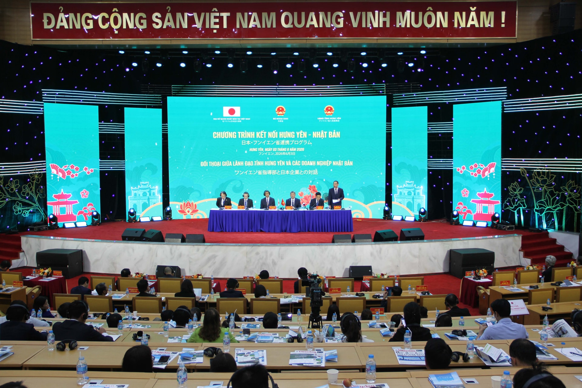 đối thoại 3