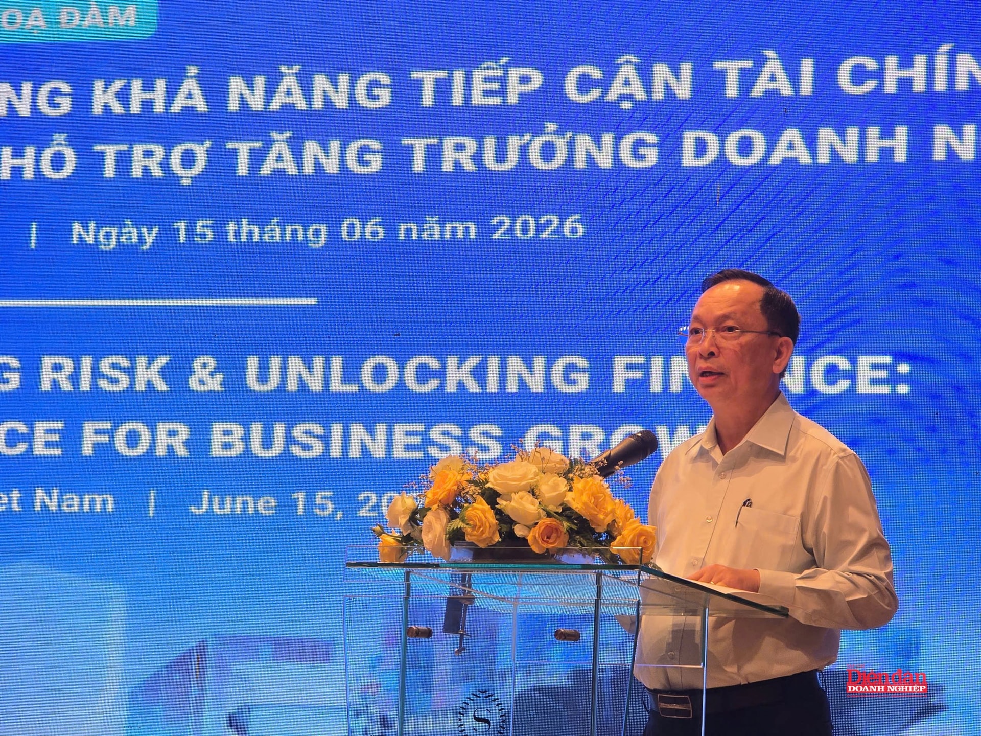 Ông Tú