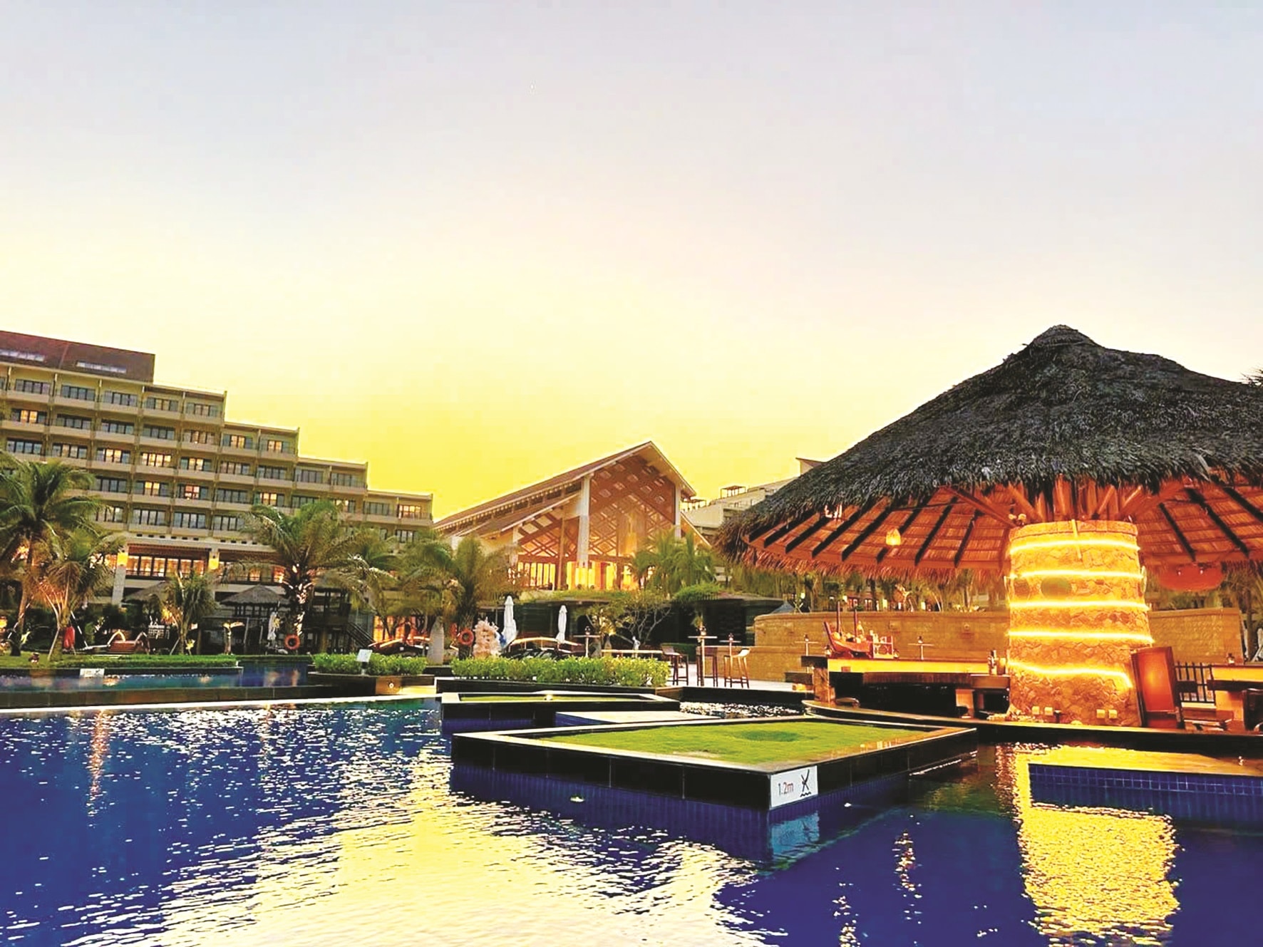 Crowne Plaza 6