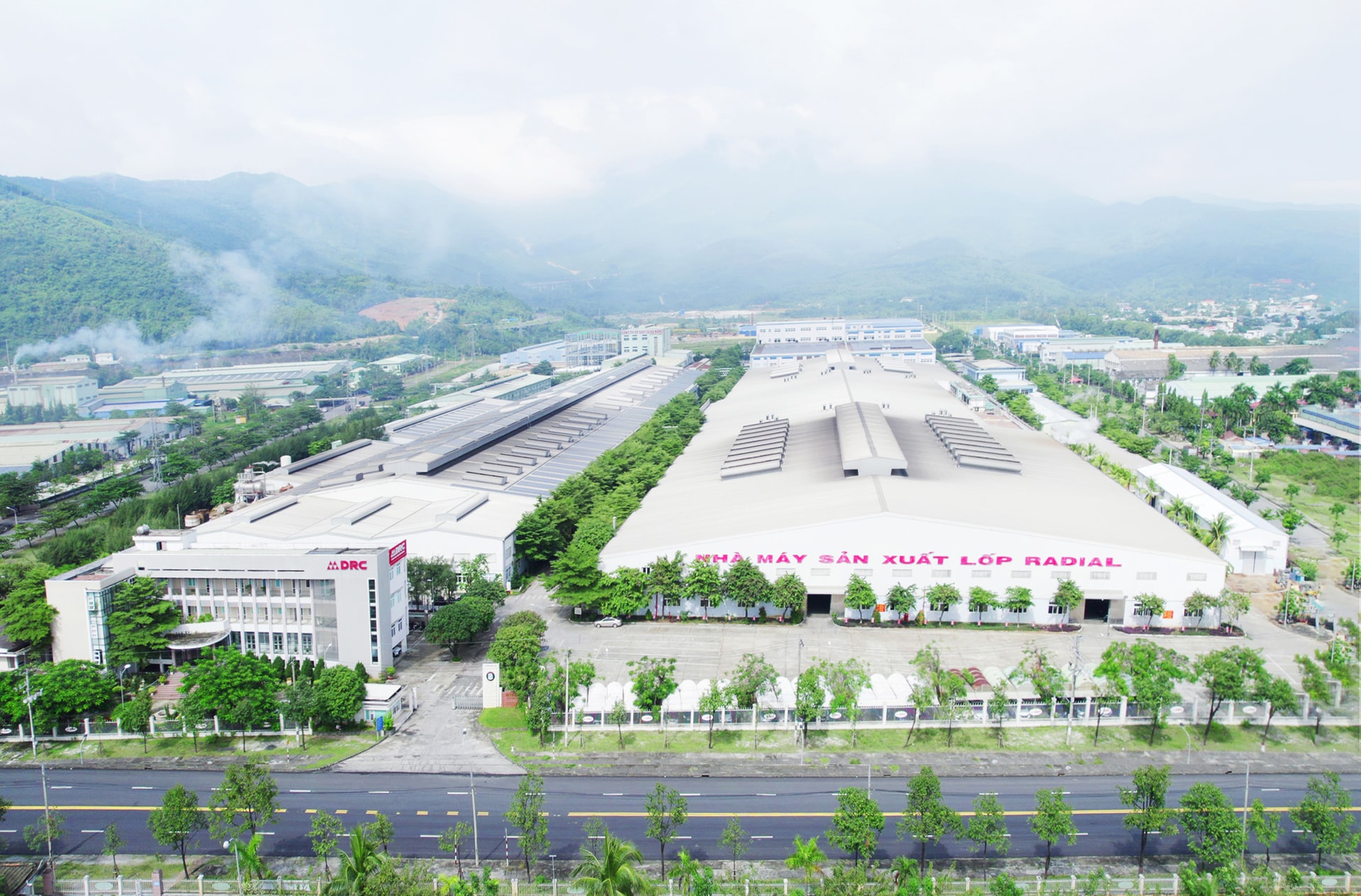 1. Mặt tiền nhà máy DRC (1)