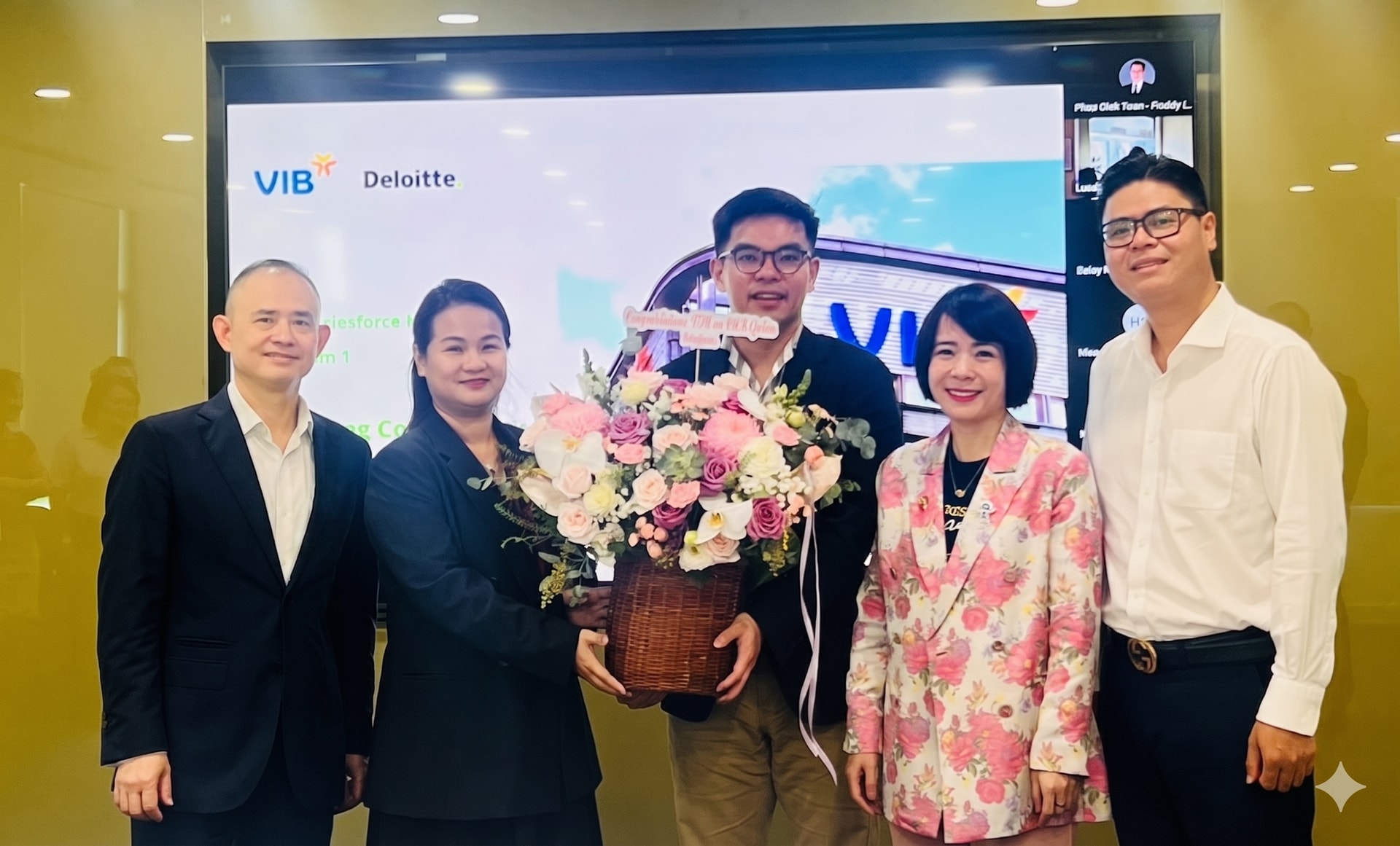 VIB, Salesforce và Deloitte đang phối hợp để củng cố nền tảng dữ liệu, trí tuệ nhân tạo và trải nghiệm khách hàng của ngân hàng