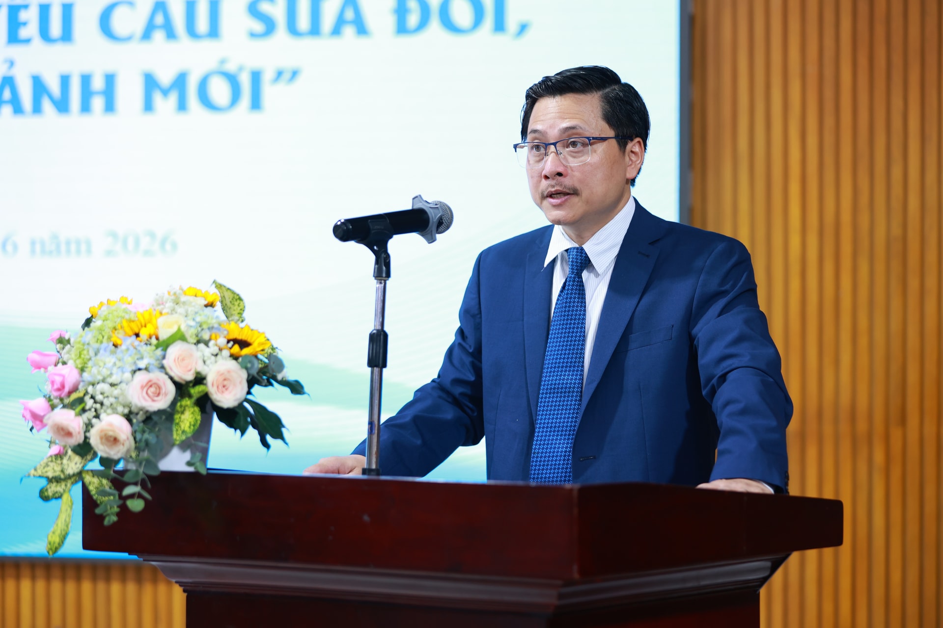PGS.TS. Trần Việt Dũng - Phó Hiệu trưởng phát biểu khai mạc (1)