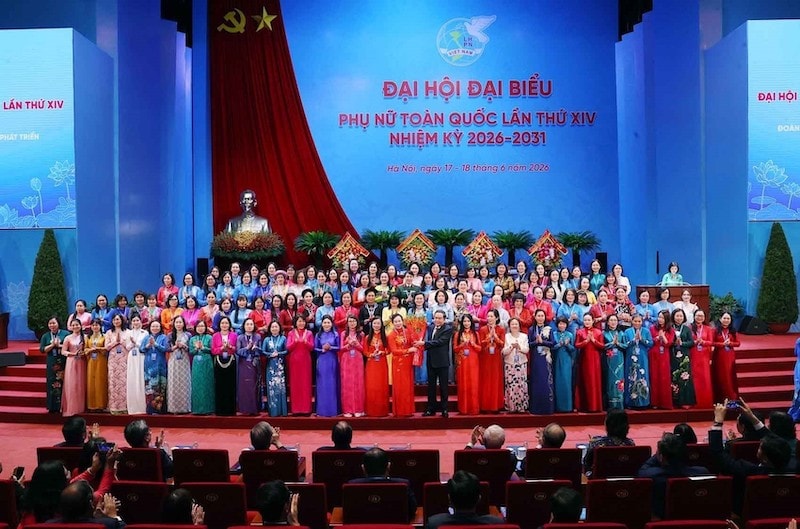 vna-potal-khai-mac-trong-the-dai-hoi-dai-bieu-phu-nu-toan-quoc-lan-thu-xiv-883388318-11-53-15.jpg