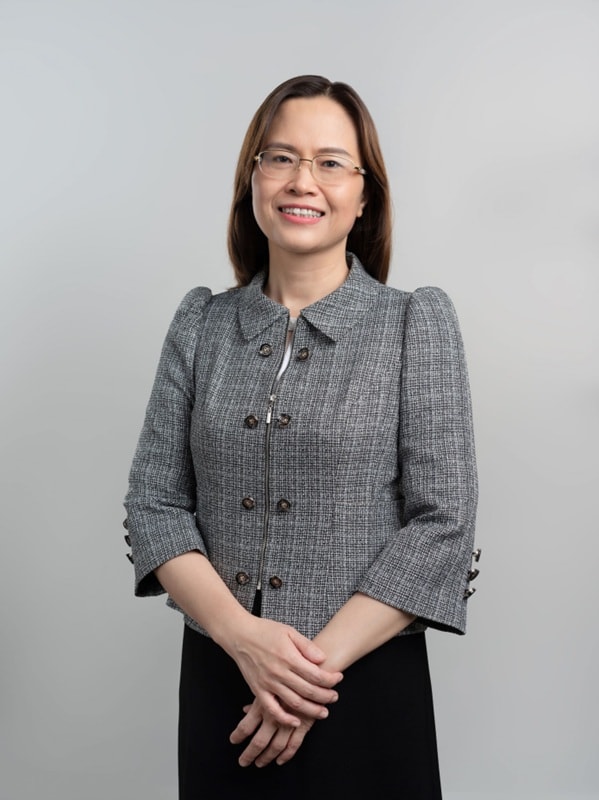 Bà Phạm Như ÁNH uob