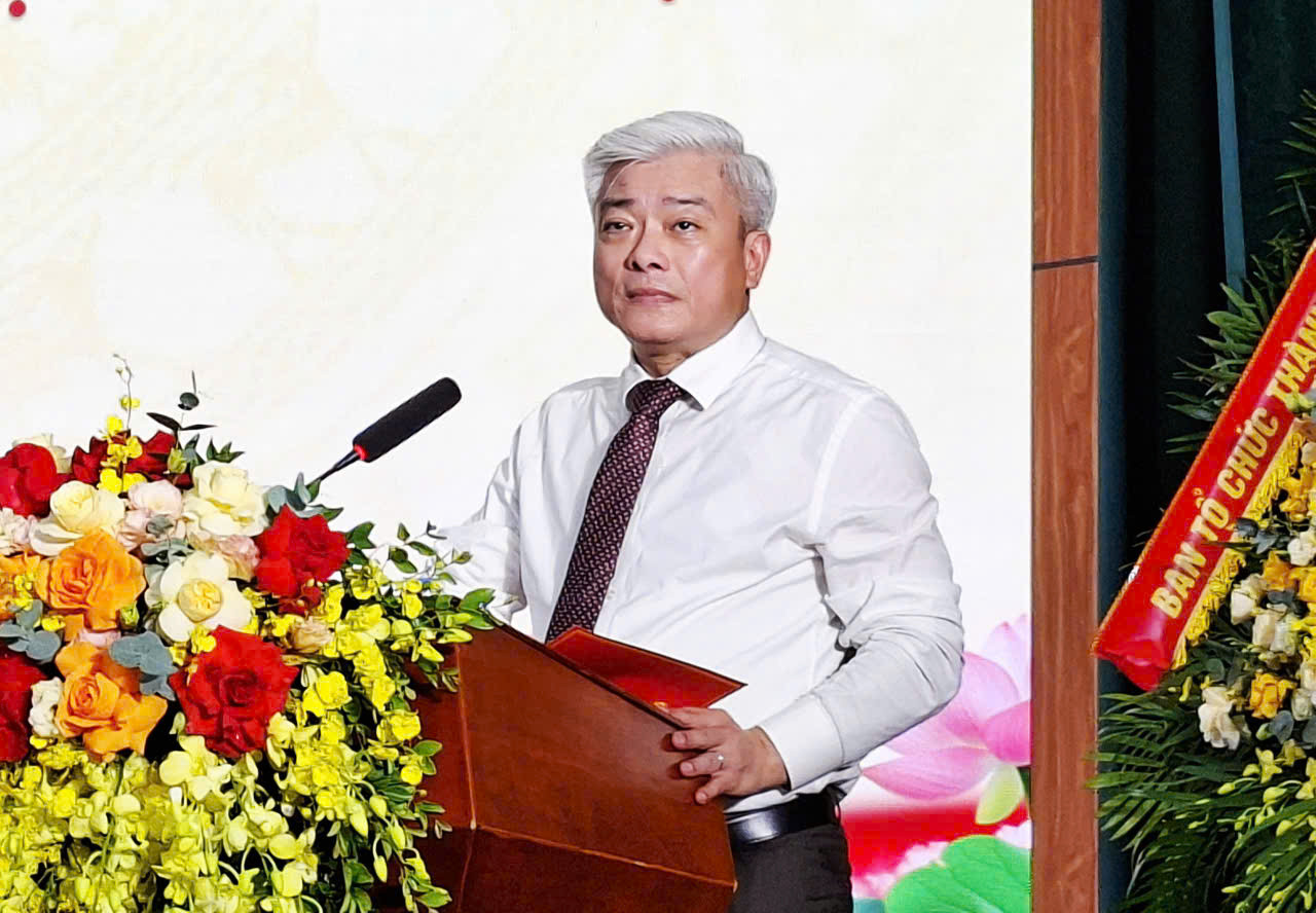 Đồng chí Mai Trọng Thái, Bí thư Đảng ủy, Chủ tịch Hội đồng nhân dân phường Đại Mỗ khẳng định mô hình chính quyền địa phương hai cấp đã chứng minh tính đúng đắn, tạo bộ máy tinh gọn, nâng cao hiệu quả điều hành, phát huy vai trò giám sát của người dân và thúc đẩy quản trị đô thị hiện đại.