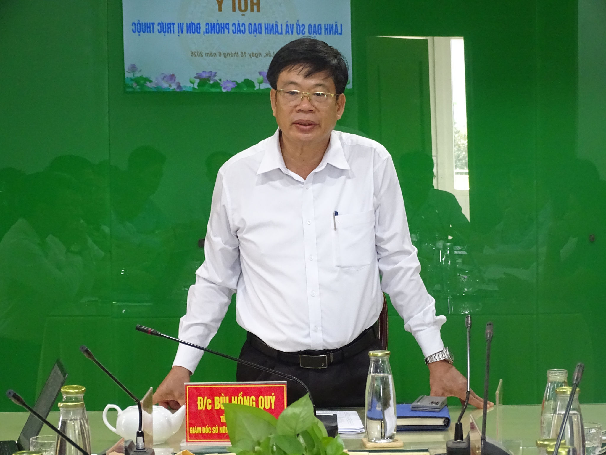 Đồng chí Bùi Hồng Quý, Tỉnh ủy viên, Giám đốc Sở Nông nghiệp và Môi trường tỉnh Đắk La81k.
