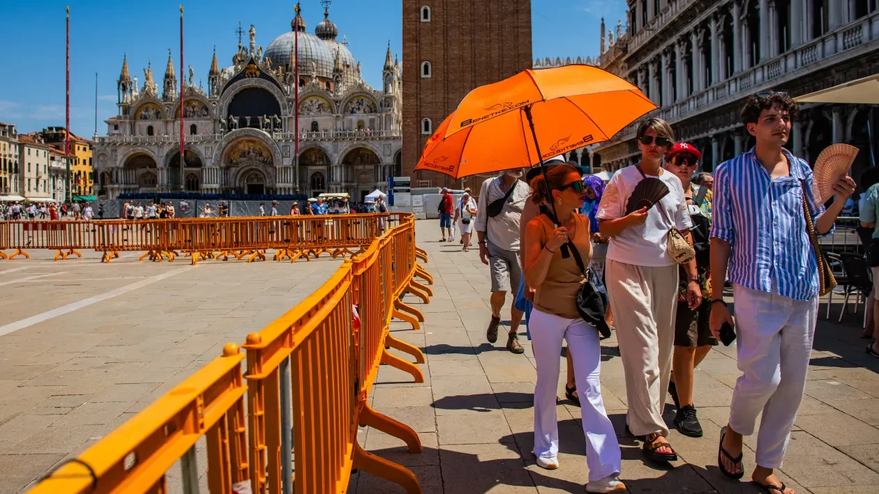 108326584-1782371783981-gettyimages-2283143366-weather_12_t5lfbztm.webp