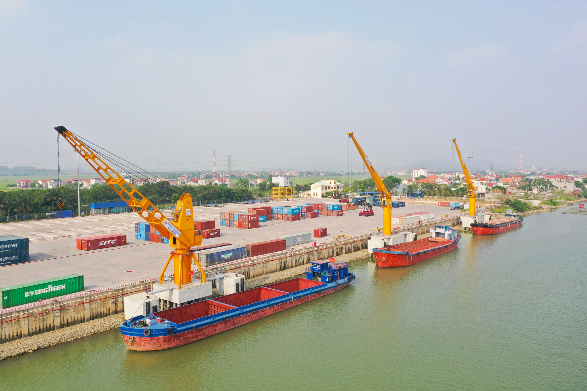 Tân cảng Quế Võ