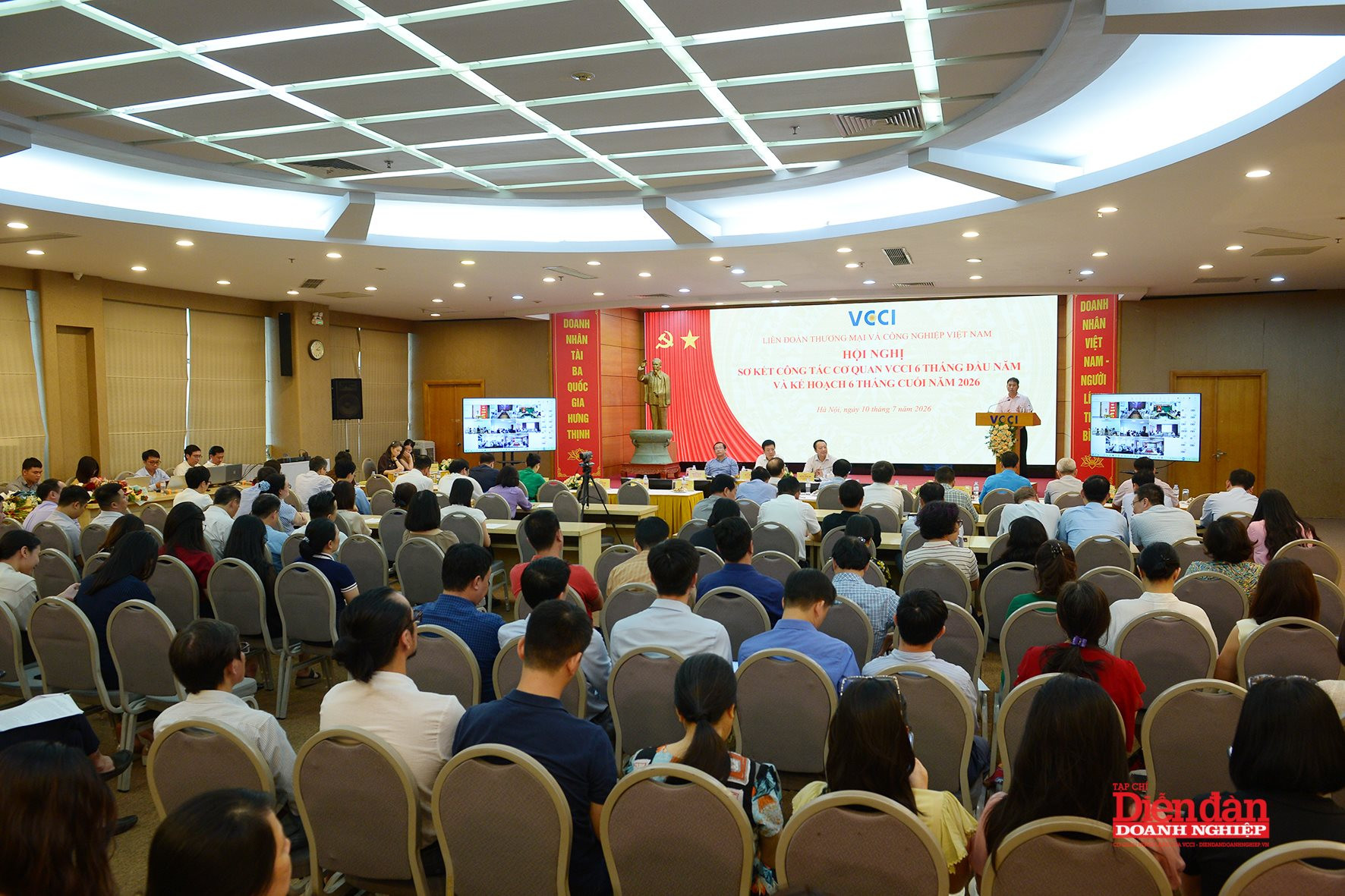 Trong 6 tháng đầu năm, dù khối lượng công việc lớn nhưng với nỗ lực vượt bậc, VCCI đã đạt được 56% kế hoạch đã đề ra