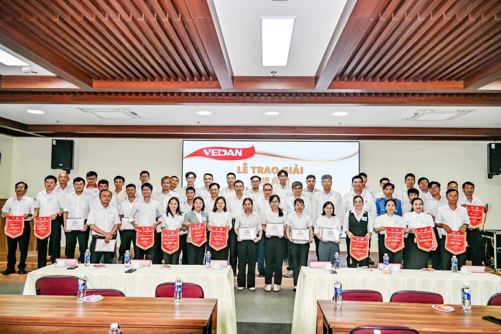 Vedan Việt Nam tuyên dương các tập thể, cá nhân tiêu biểu trong công tác an toàn, vệ sinh lao động năm 2025