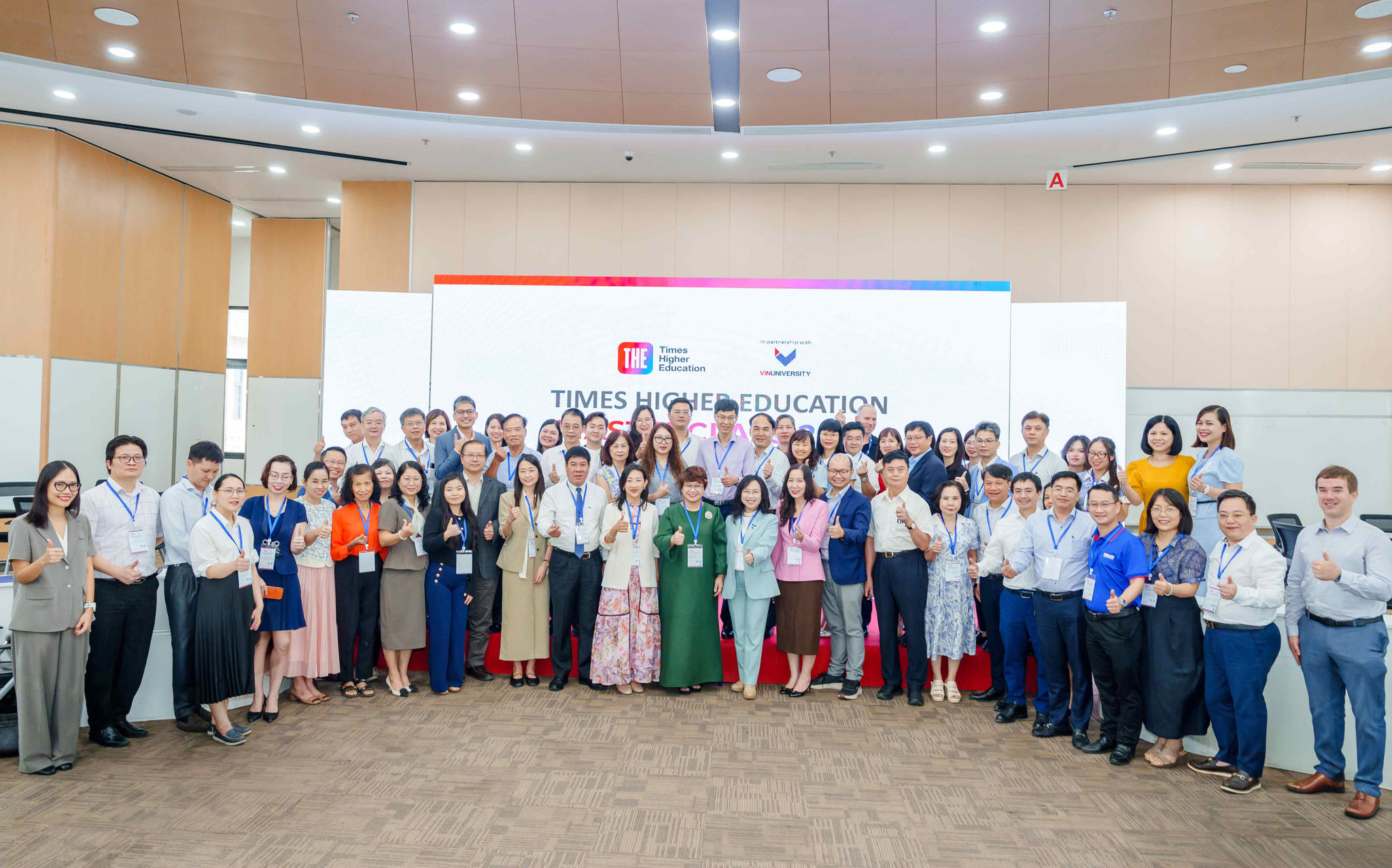 Ảnh 3 - Hội thảo “Từ dữ liệu đến vị thế_ Nghiên cứu, phát triển bền vững và sự hiện diện toàn cầu của đại học Việt Nam” do VinUni và Times Higher Education phối hợp tổ chức.