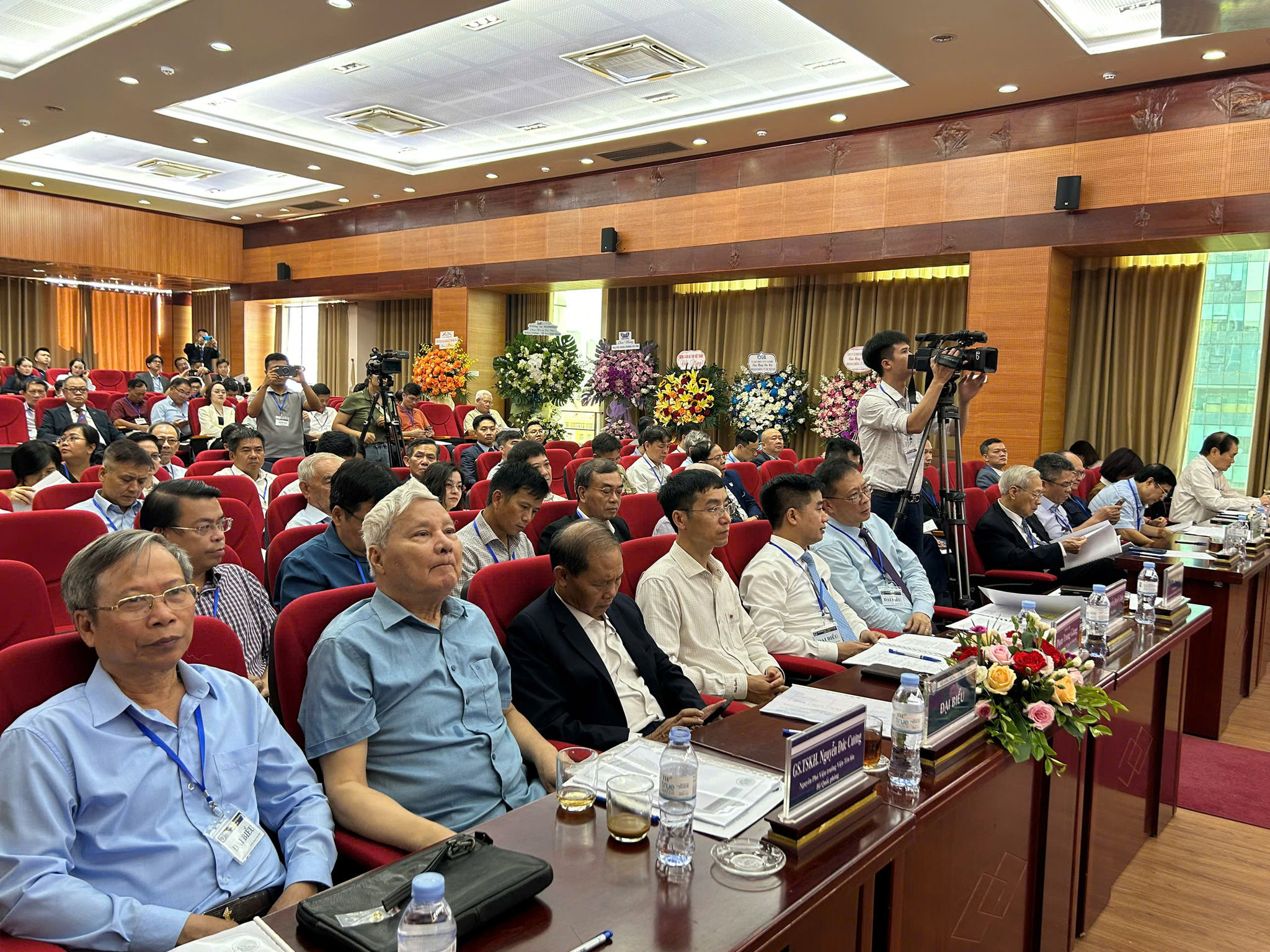 ảnh đại hội V