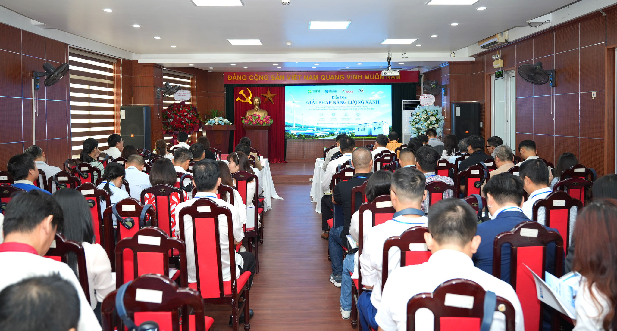 Diễn đàn Giải pháp năng lượng xanh