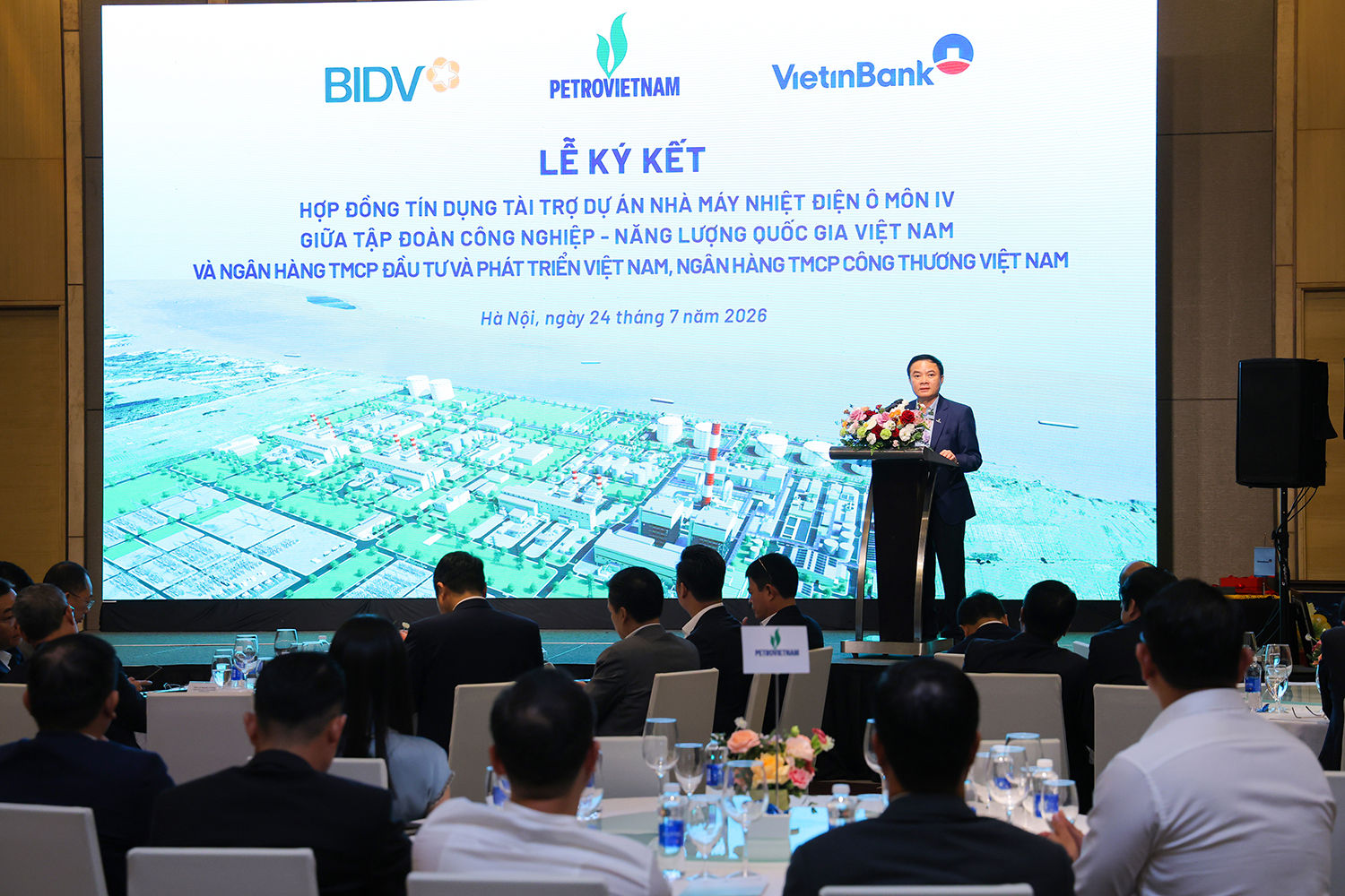 Chủ tịch HĐTV Petrovietnam Lê Ngọc Sơn phát biểu tại lễ ký