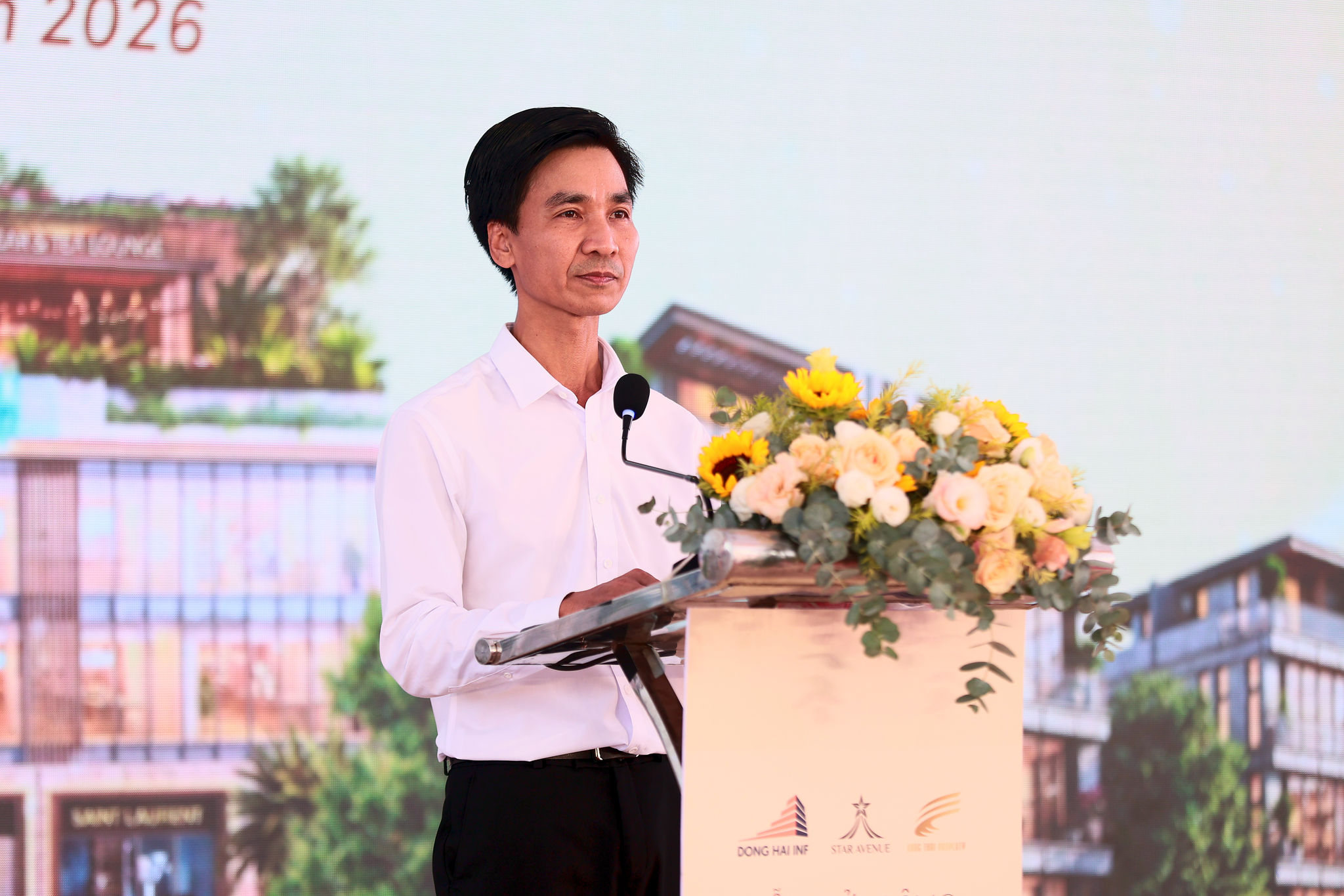 Bản sao của Ảnh chủ đầu tư phát biểu