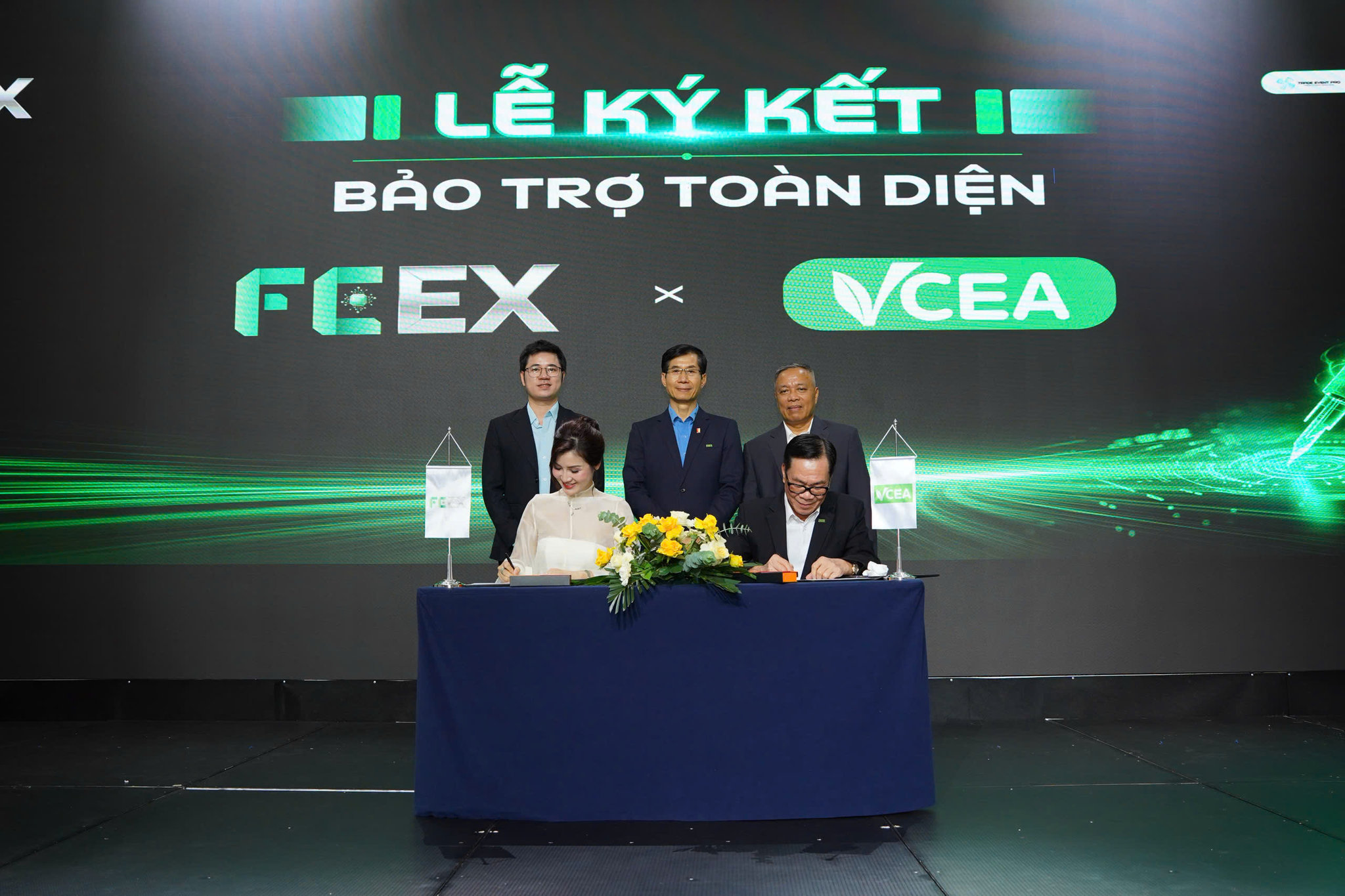 ảnh ký kết hợp tác