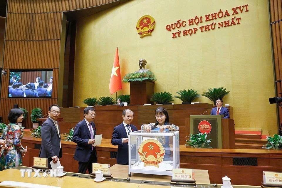 Quốc hội tiến hành bỏ phiếu kín bầu Chủ tịch Quốc hội khóa XVI