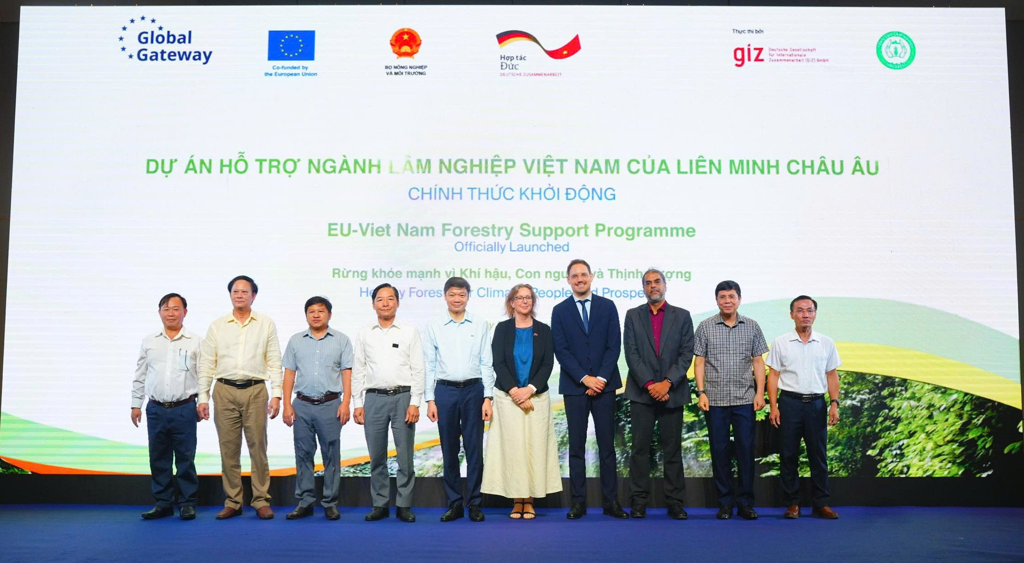 Đại diện các bên