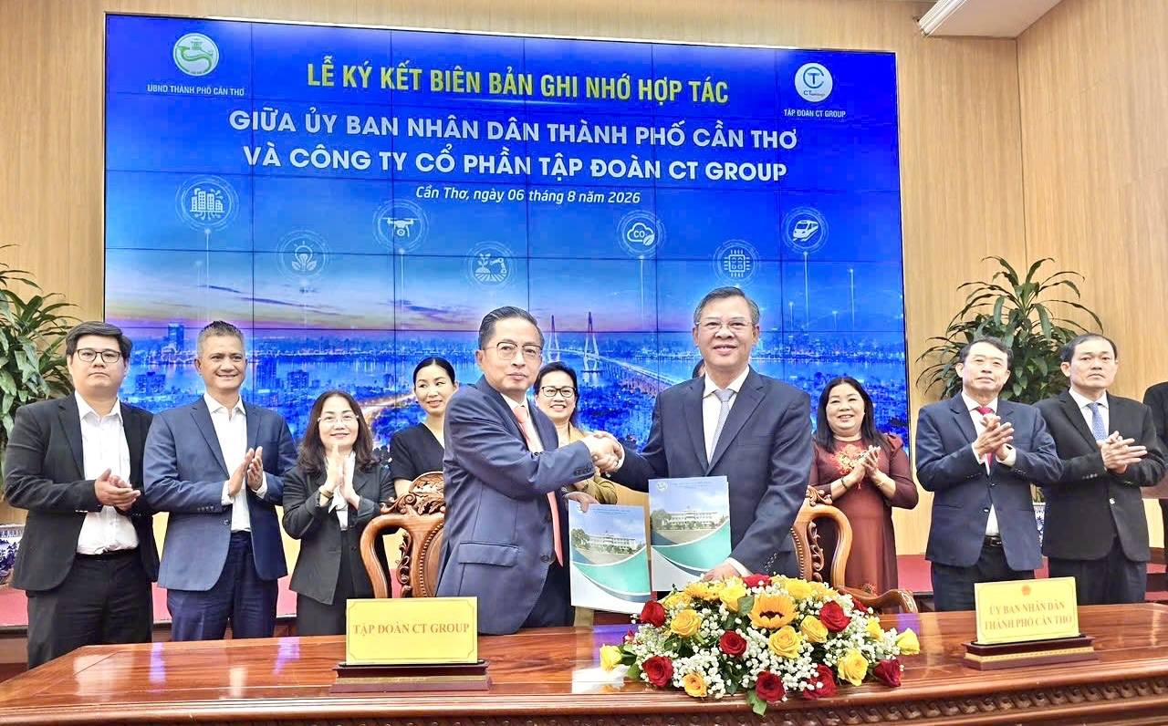 UBND TP Cần Thơ và Công ty Cổ phần Tập đoàn CT Group tổ chức Lễ ký kết Biên bản ghi nhớ hợp tác về khoa học, công nghệ, đổi mới sáng tạo và chuyển đổi số