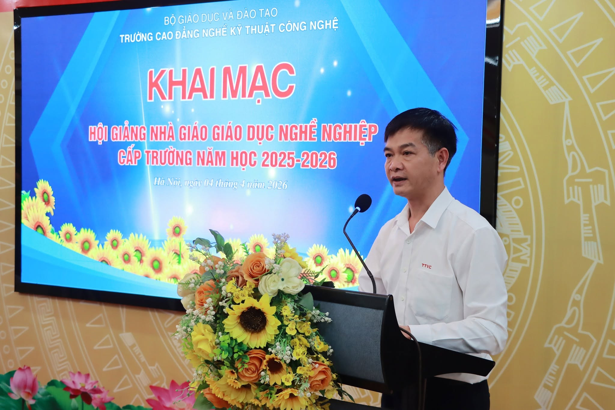 HT Đặng An Bình phát biểu tại lễ khai mạc hội giảng