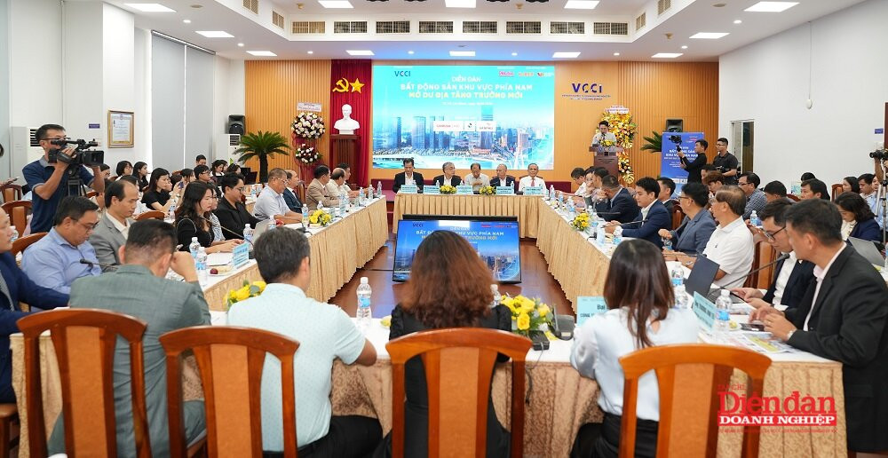 3.6 Toàn cảnh Diễn đàn Bất động sản khu vực phía Nam Mở dư địa tăng trưởng mới