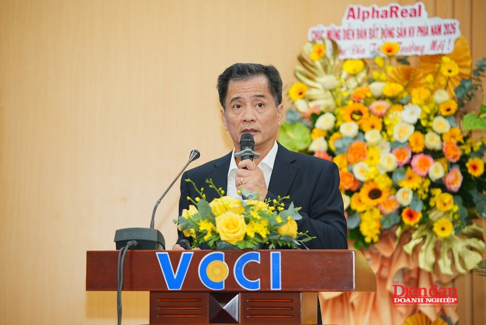 8.1 Ông Nguyễn Văn Đính - Phó Chủ tịch Hiệp hội Bất động sản Việt Nam, Chủ tịch Hội Môi giới Bất động sản Việt Nam
