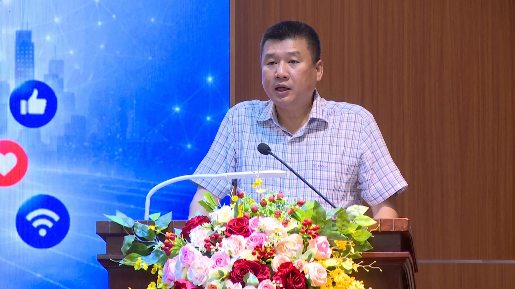 Ông Vũ Hoài Sơn, Phó Chủ tịch xã