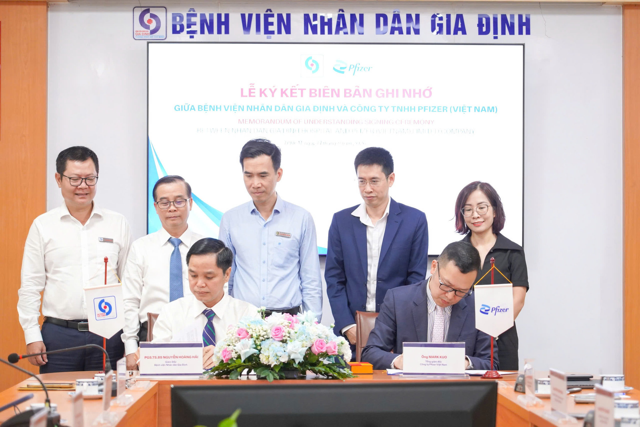 Pfizer Việt Nam và Bệnh viện Nhân dân Gia Định ký kết Biên bản ghi nhớ hợp tác