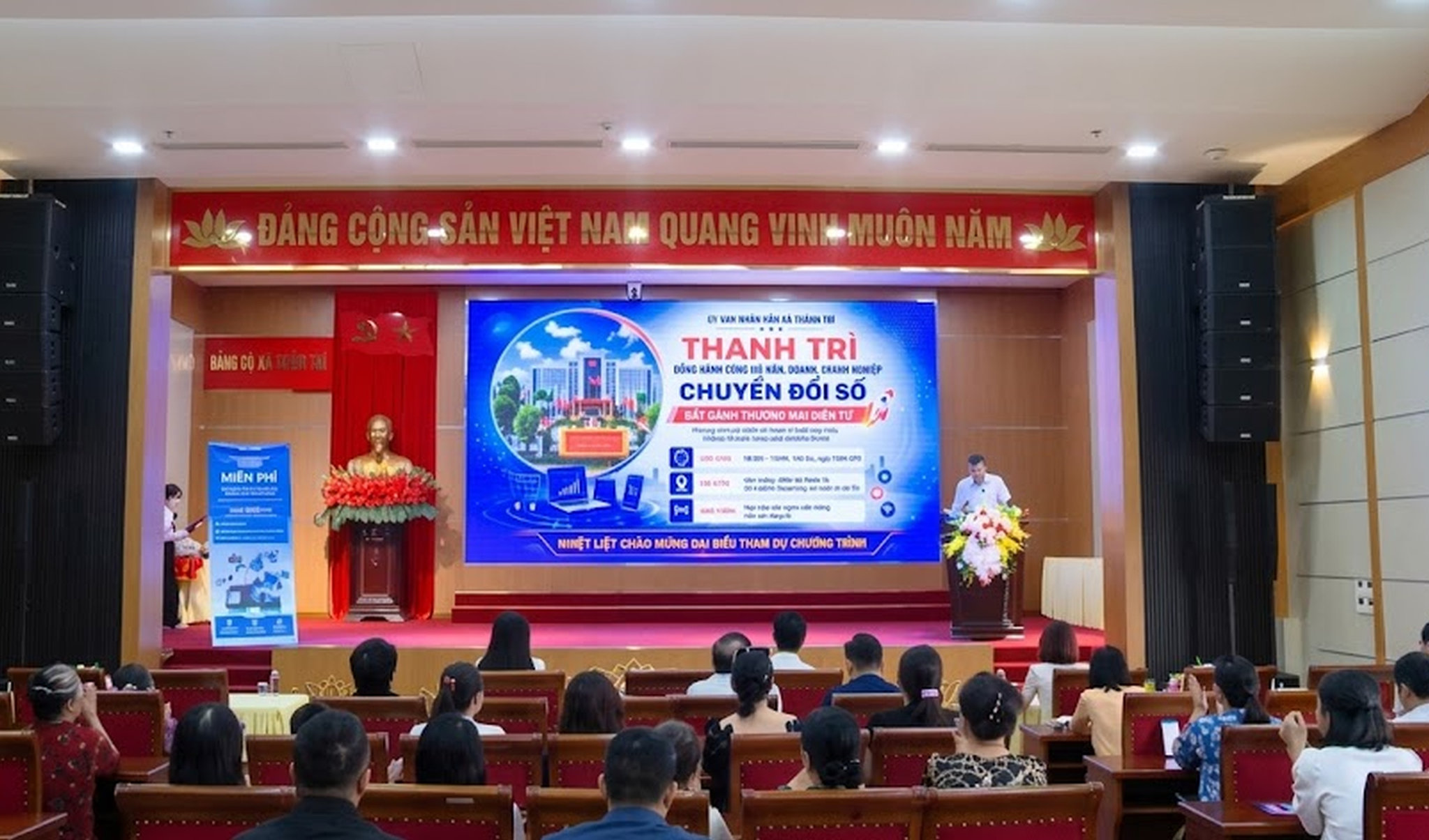 toàn cảnh