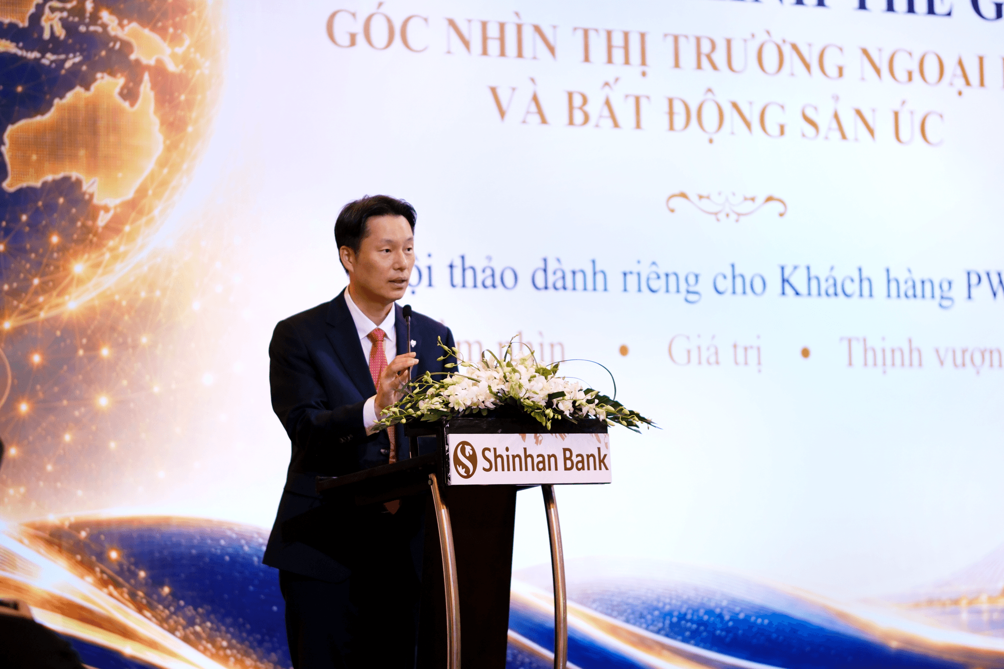 Ông Lee Jong Hyuck – Phó Tổng Giám đốc Ngân hàng Shinhan phát biểu tại sự kiện
