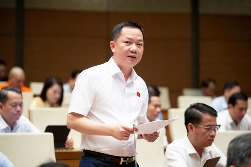 sua-luat-kinh-doanh-bat-dong-san-22.8.2.jpg