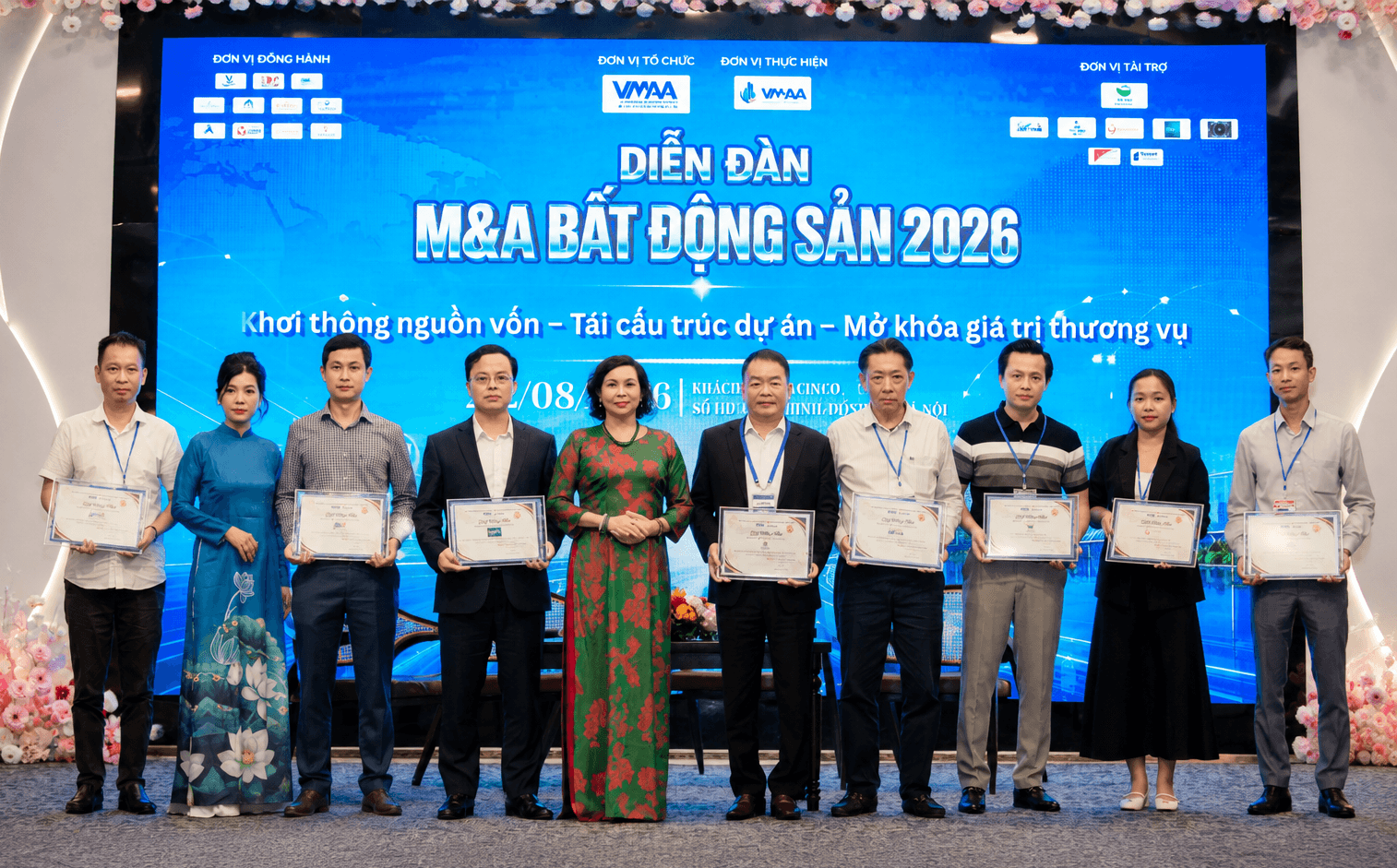 ChatGPT Image 14_34_09 23 thg 8, 2026