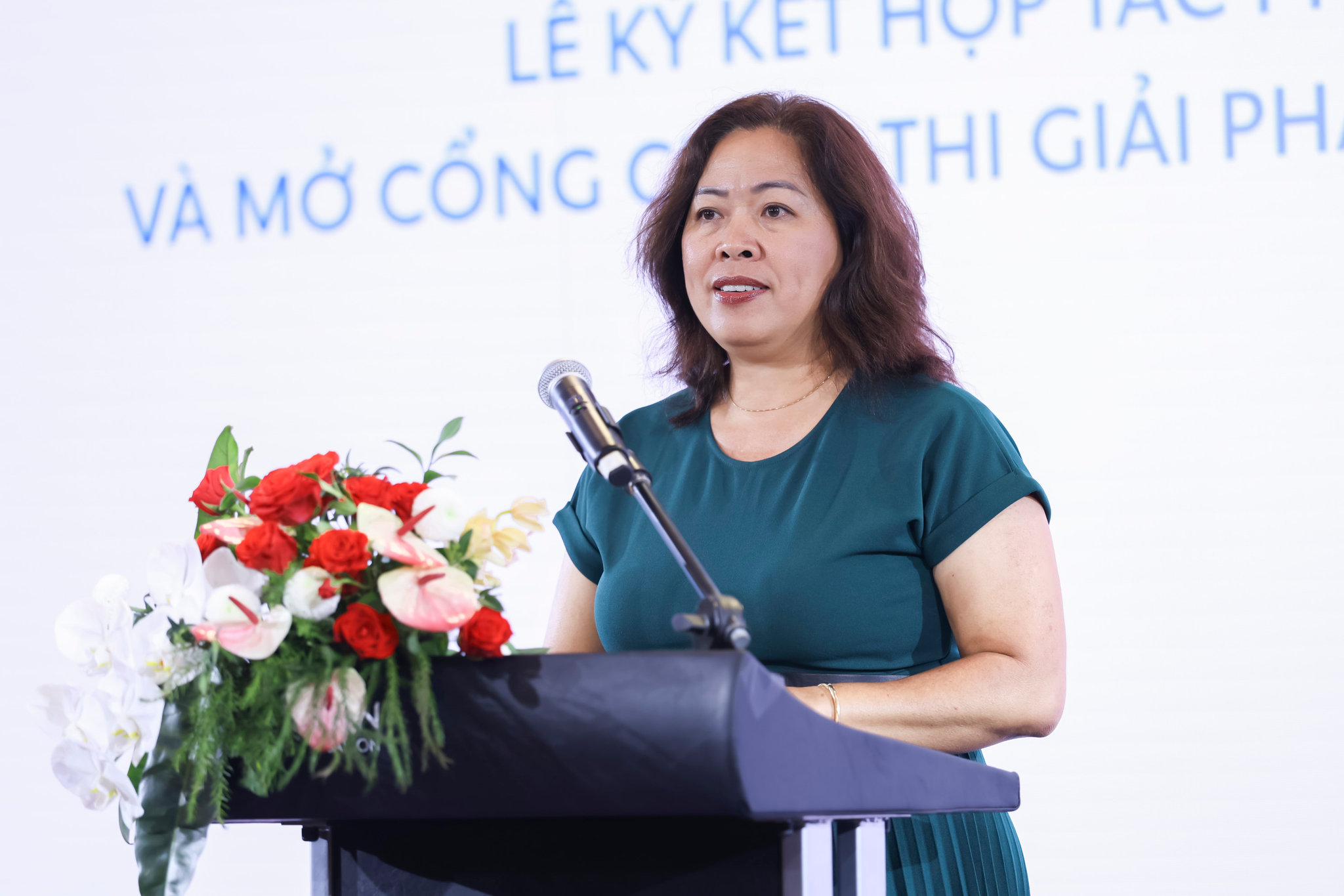 Bà Nguyễn Thị Bích Vân, Tổng Giám đốc Quốc gia Unilever Việt Nam phát biểu tại sự kiện