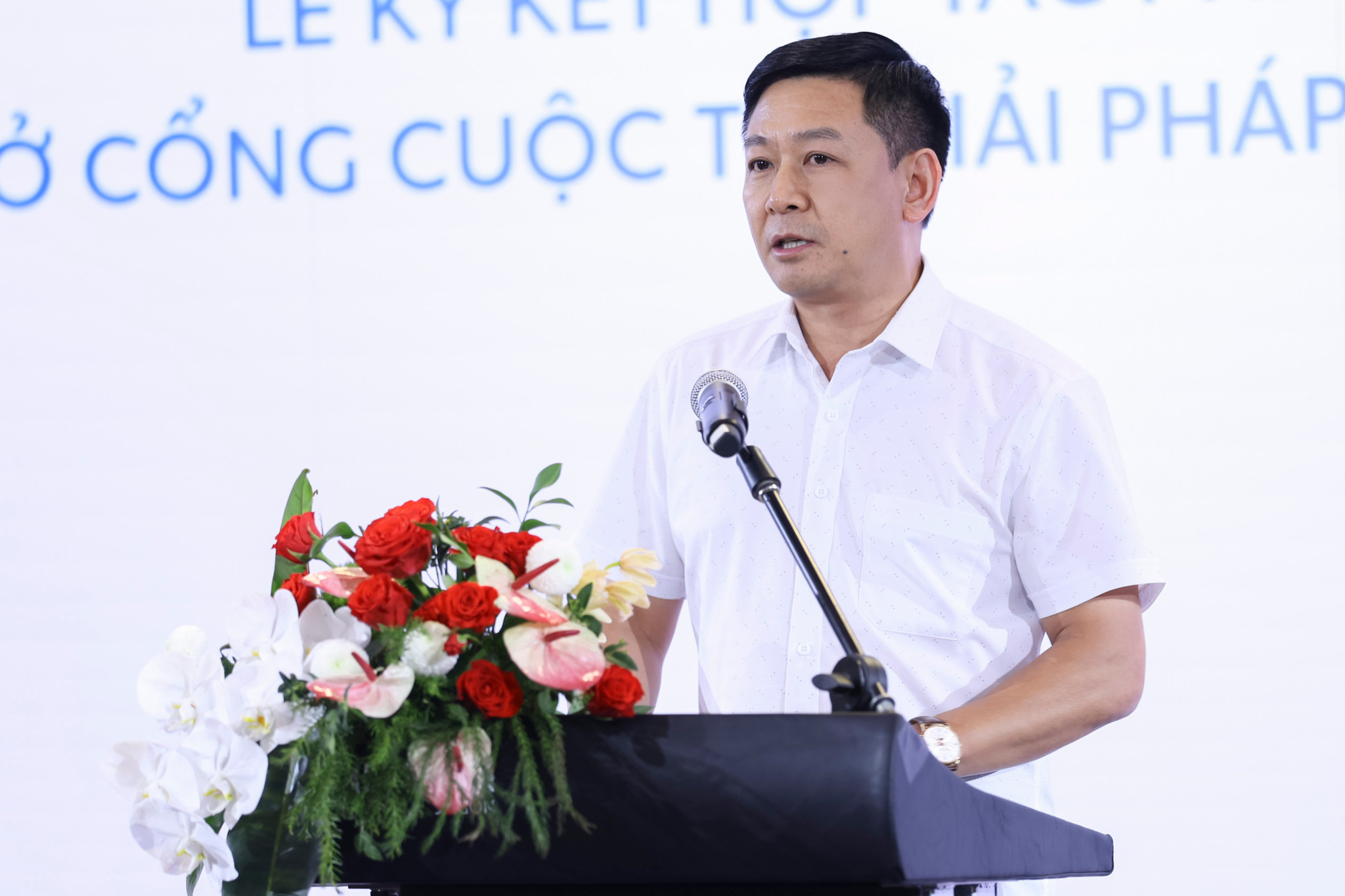 Ông Vũ Đình Nam, Phó Cục trưởng Cục Môi trường, Bộ Nông nghiệp và Môi trường phát biểu tại sự kiện